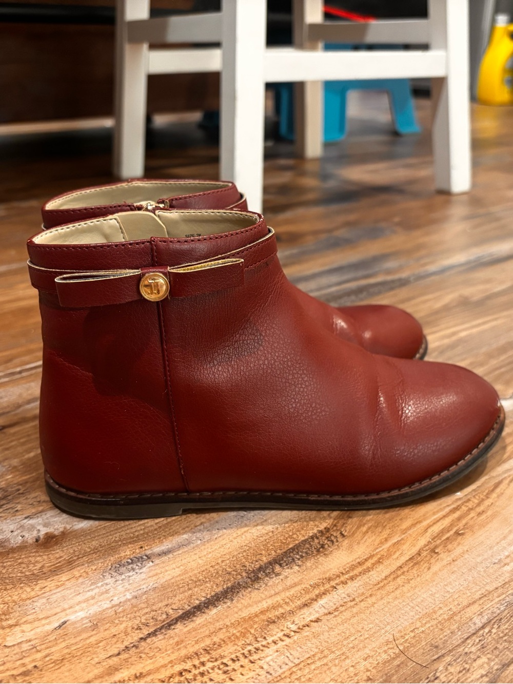 Janie and Jack Red Girls' Bow Accent Ankle Boots